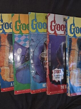 Goosebumps Paperback Book Lot - Multicolor Covers